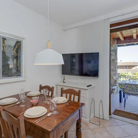 Casa Valtenesi Polpenazze del Garda